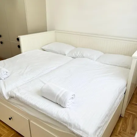 Apartman Feniks Pale Exterior photo